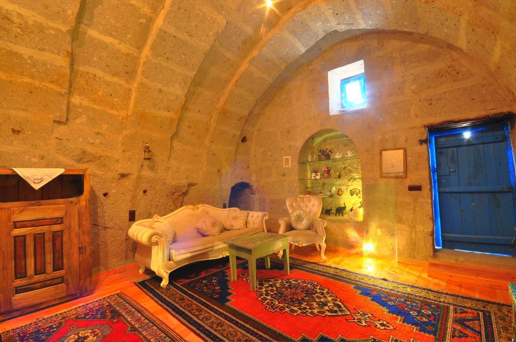 Belisirma Cave Hotel Аксарай Екстериор снимка